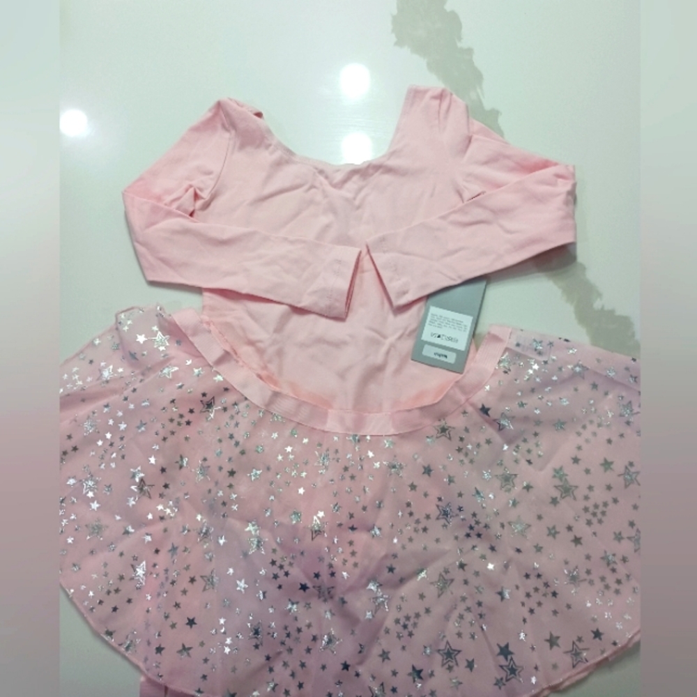 GIRLS PINK DANCE WEAR LEOTARD. SIZE 6/8